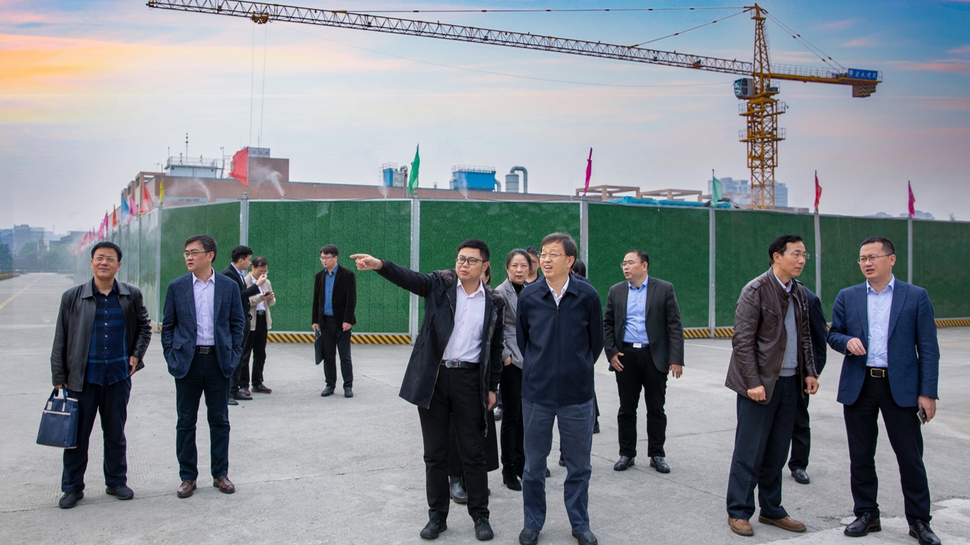 江蘇省政府參事調(diào)研四川海蓉藥業(yè)，共話(huà)川藥發(fā)展之路